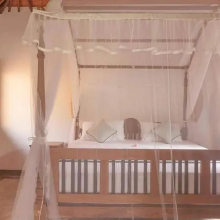 Birds Paradise Cabanas Unawatuna Exterior photo
